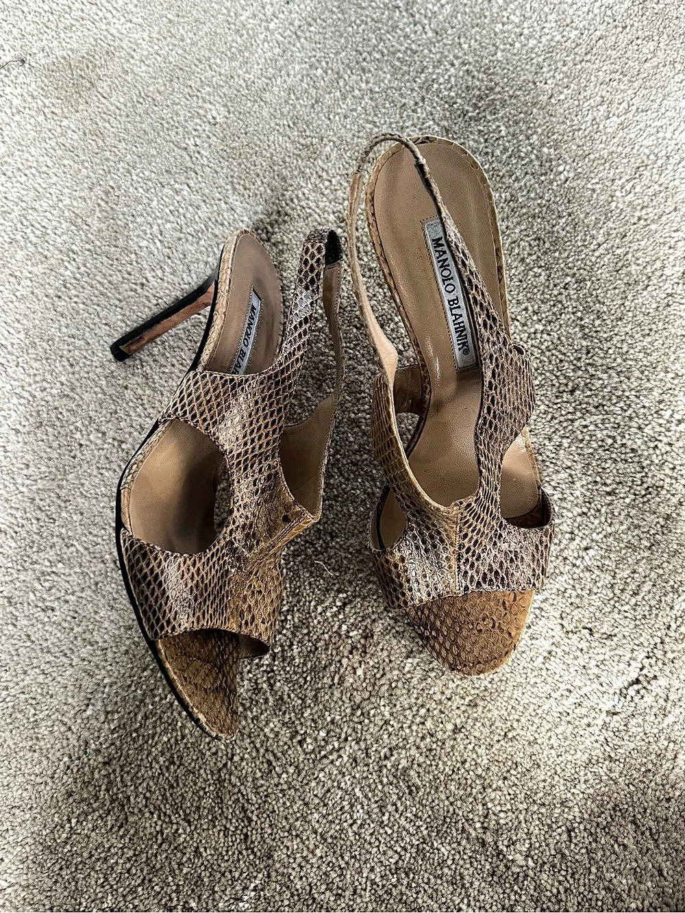 Manolo Blahnik SnakeskinSlingback Heels EU 37